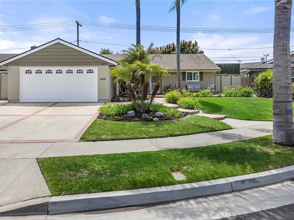 6242 Vatcher Dr, Huntington Beach, CA 92647