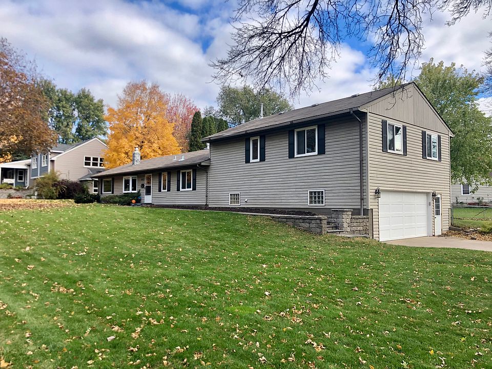 1st image of 6433 Sherwood Ave