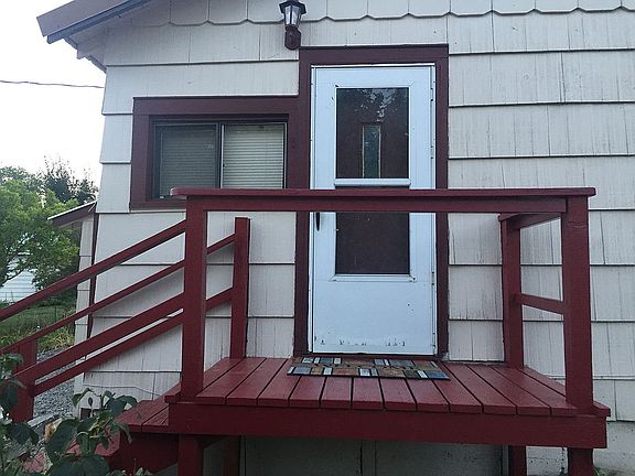 4th image of 425 Okoma Dr