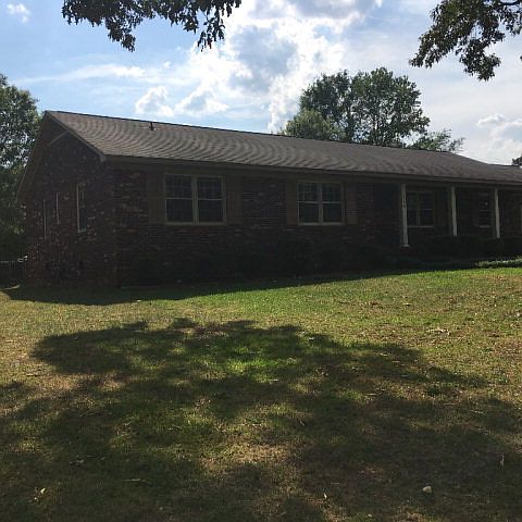 1st image of 114 Greenbriar Dr