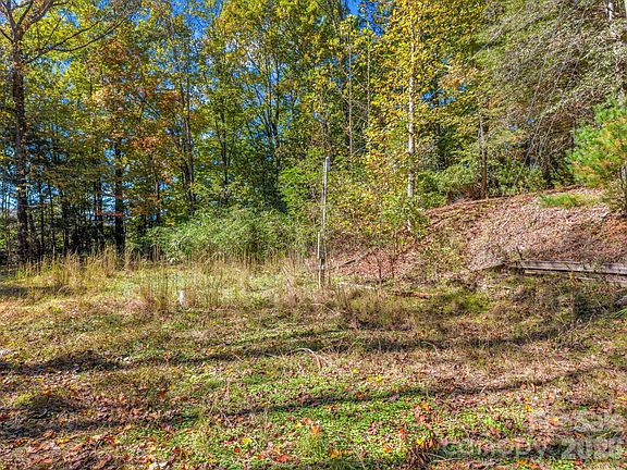 3rd image of 396 Patton Mountain Rd