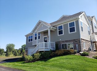 3840 Honeysuckle Ln, Elgin, IL 60124