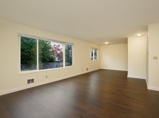 1420 NW 61st St APT 6, Seattle, WA 98107