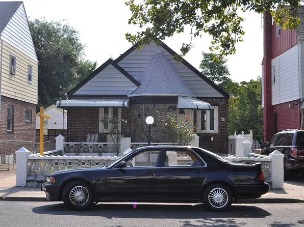 11547 223rd St, Jamaica, NY 11411