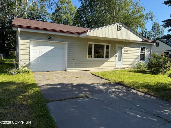 2207 Lincoln Ave, Anchorage, AK 99517