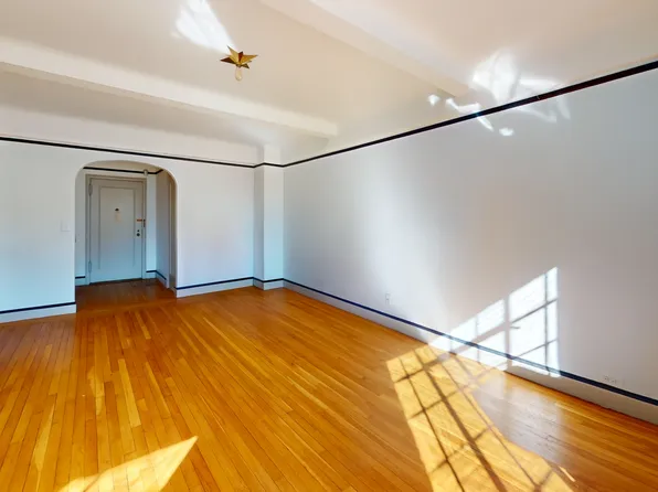 1 Christopher Street image 3 of 7