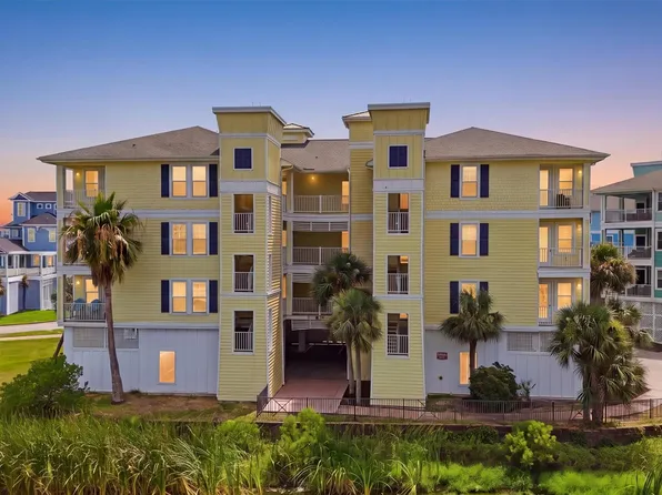 4111 Pointe West Dr Unit 202, Galveston, TX 77554