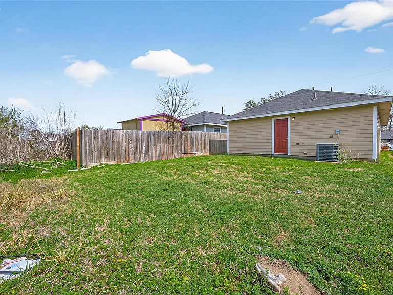 7521 Dyer St — Photo 30