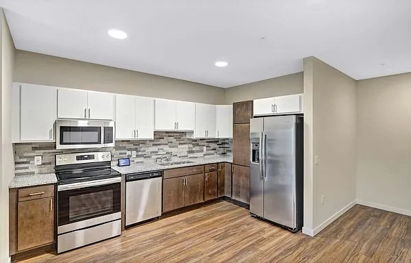 Victoria Apartments — Photo 4