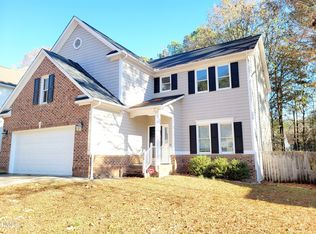 820 Penncross Dr, Raleigh, NC 27610
