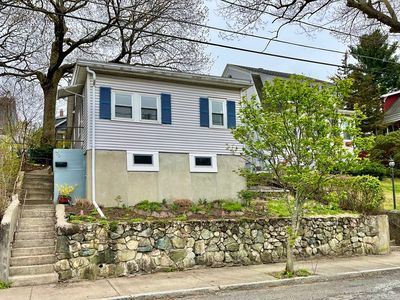 73 Saunders St, Medford, MA, 02155