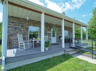 5156 Root Rd, Conneaut, OH 44030