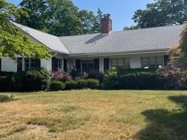 14 Baker Dr, West Long Branch, NJ 07764