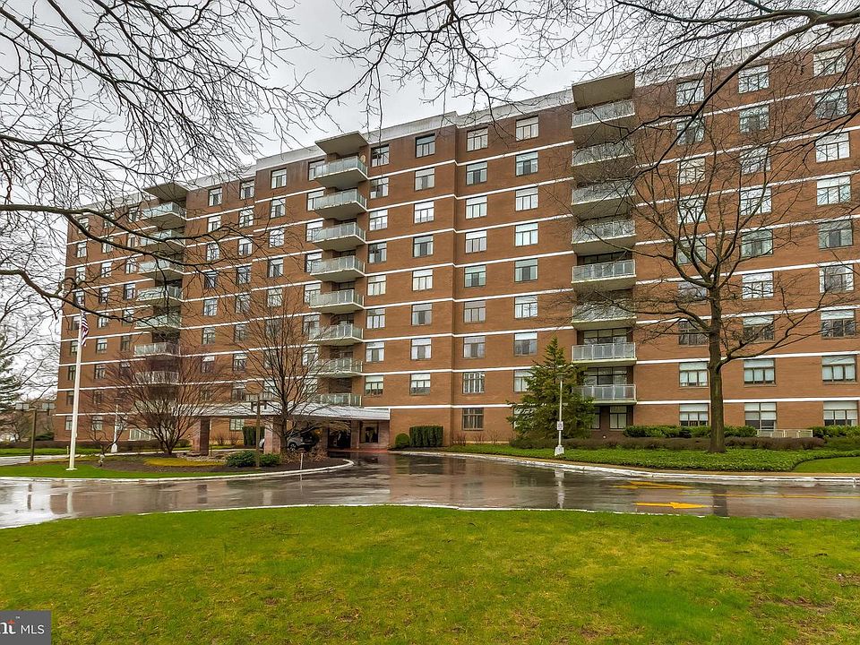 1st image of 1 Slade Ave APT 203