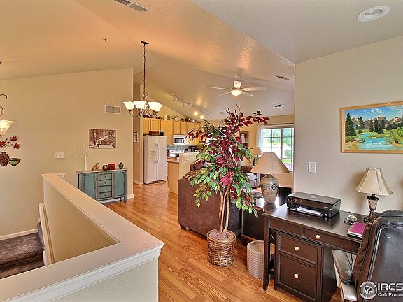 3rd image of 5151 29th St Unit 909