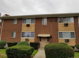 205 Bretton St APT D2, Bridgeport, CT 06606
