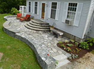 150 Walnut St, Douglas, MA 01516