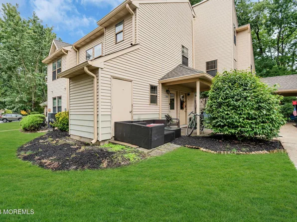 1203 Bluebell Drive, Jackson, NJ 08527