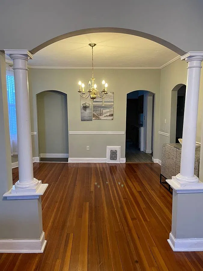 Furnished bedroom available in Waverly Square Belmont — Photo 3