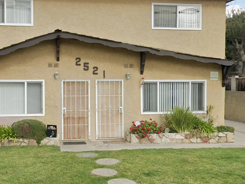 2521 Vanderbilt Ln #1-6