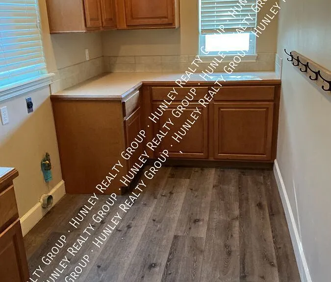 16237 Maricopa Ln — Photo 23