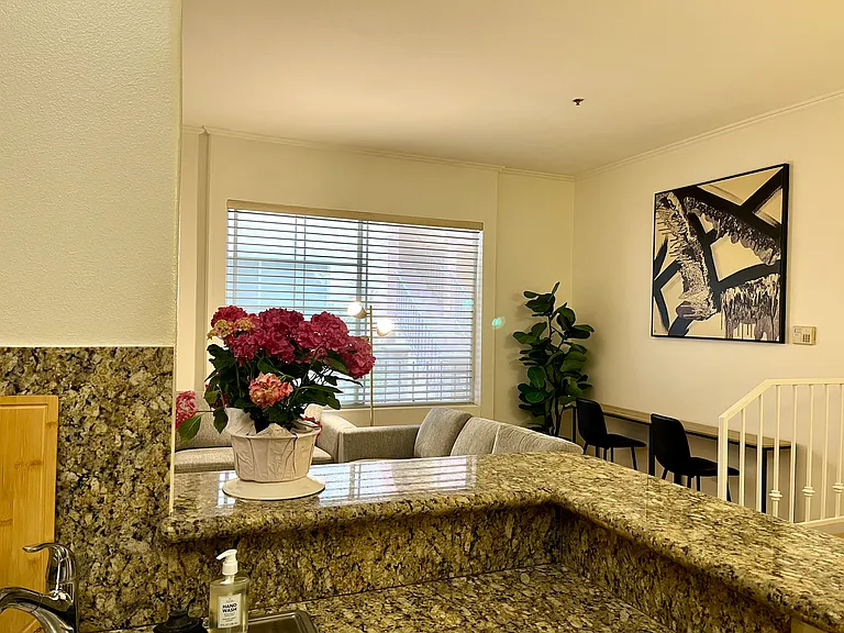 7037 La Tijera Blvd #C101 — Photo 12