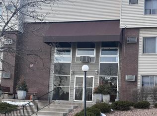 2801 Flag Ave N APT 102, New Hope, MN 55427