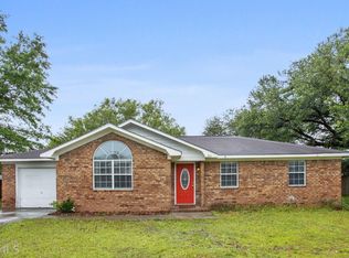 311 Cowart Rd, Hinesville, GA 31313