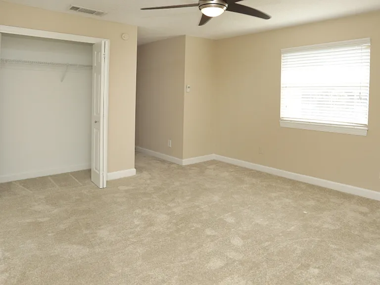 2760 Mayport Rd — Photo 15