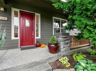 11842 Big Leaf Way NE, Redmond, WA