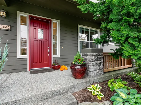 11842 Big Leaf Way NE, Redmond, WA 98053