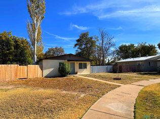 907 Norris Pl, Roswell, NM 88201