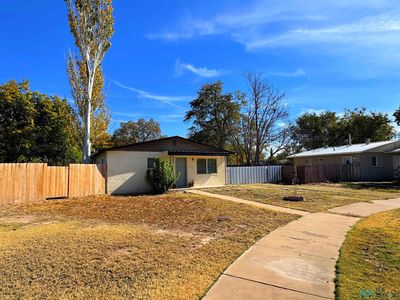 907 Norris Pl, Roswell, NM, 88201