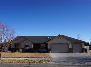 3622 E Clearfield Ln, Ammon, ID 83406