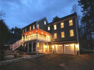 296 Davis Rd, Bedford, MA 01730