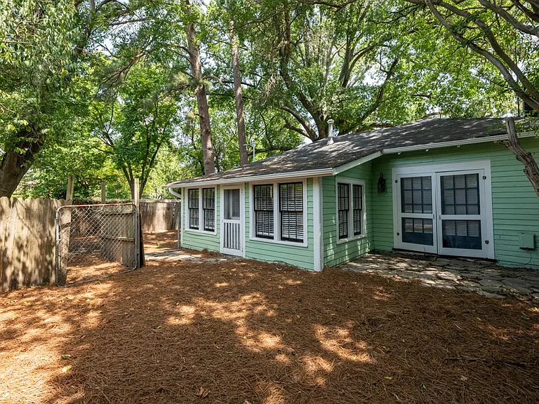 208 Leftwich St #COTTAGE — Photo 19