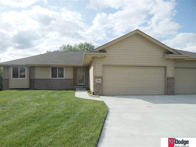 1st image of 18214 Honeysuckle Dr