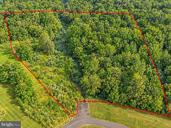 2nd image of 40586 Grogan Ct