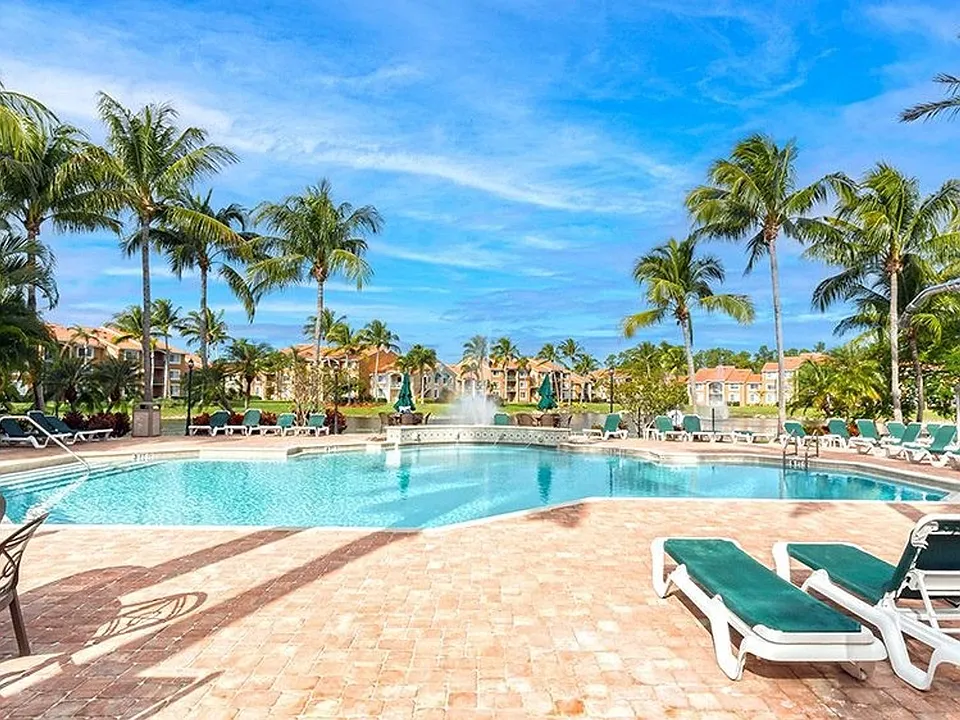 1230 Wildwood Lakes Blvd #202