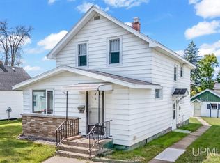 521 Harding Ave, Kingsford, MI 49802