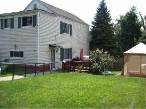 329 Bassler St, Pittsburgh, PA 15210