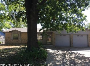 11416 E 32nd Pl, Tulsa, OK 74146