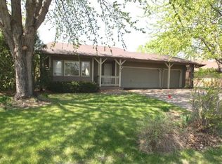16103 Excelsior Dr, Rosemount, MN 55068