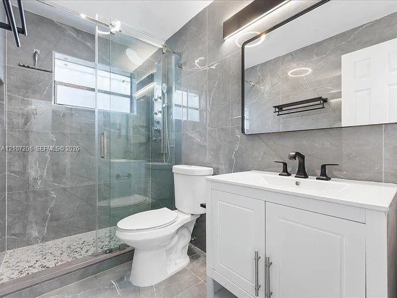 812 NW 55th Ter #812