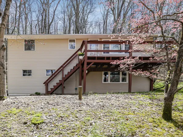 4830 Old Logan Rd SE, Lancaster, OH 43130