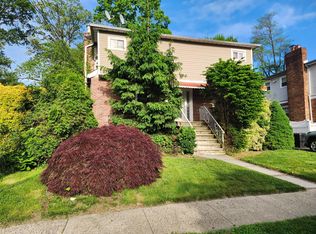 931 Orlando Ave, West Hempstead, NY 11552