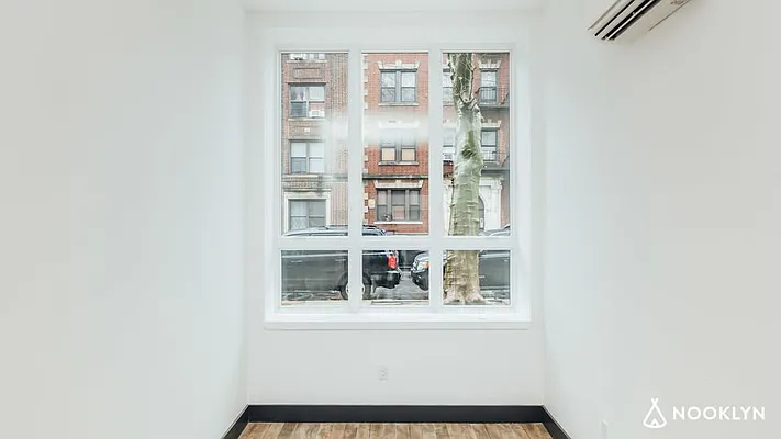 Rented by Nooklyn NYC LLC | media 4