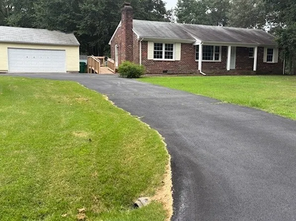 4611 Monaco Dr, Sandston, VA 23150