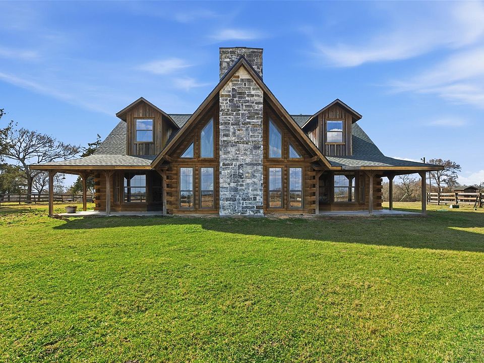 1st image of 27185 Muckelroy Rd