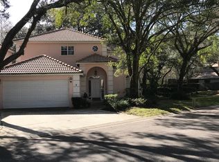 15334 Sherwood Forest Dr, Tampa, FL 33647